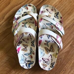 Girls sandals Size 1